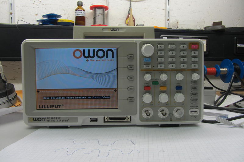 Datei:Oszilloskop Owon PDS8202T.jpg